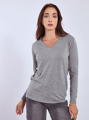 Πουλόβερ με ριπ λεπτομέρειες σε γκρι