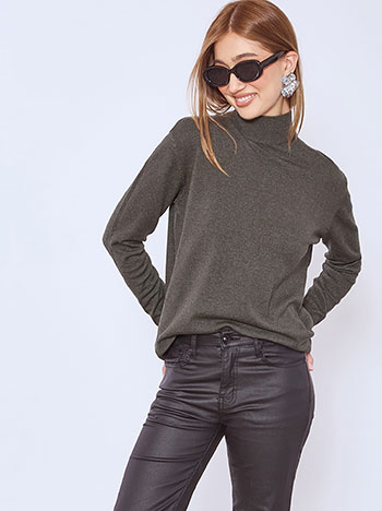 Sweater monochrome in charcoal