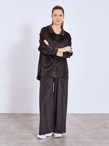 Shirt and wide leg trousers velvet pleated set in black