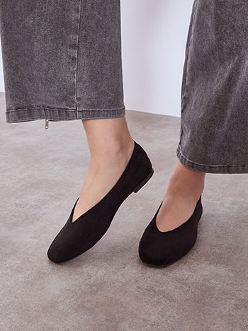 Παπούτσια ίσια με σουέντ όψη σε μαύρο