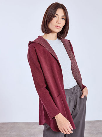 Cardigan knitted with hoodie in wine red