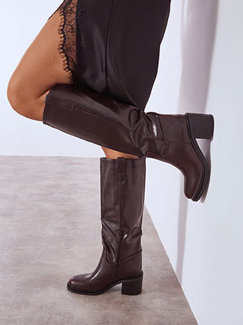 Μπότες με τετράγωνο τακούνι σε μπορντό