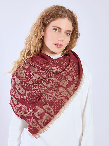 Scarf metallic viscose in wine red
