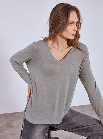 Μπλούζα με καμπύλη στο τελείωμα σε γκρι ανοιχτό