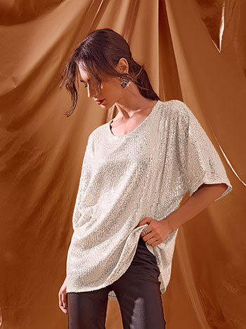 Top with sequins in beige