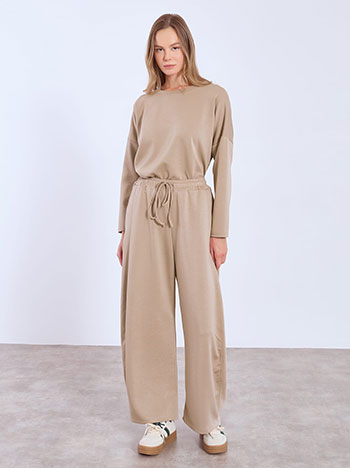 Φόρμα με διακοσμητικές ραφές σε μπεζ σκούρο