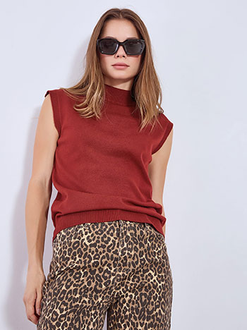 Πουλόβερ αμάνικο πλεκτό σε μπορντό