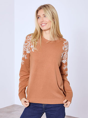 Sweater with broderie details in burnt orange