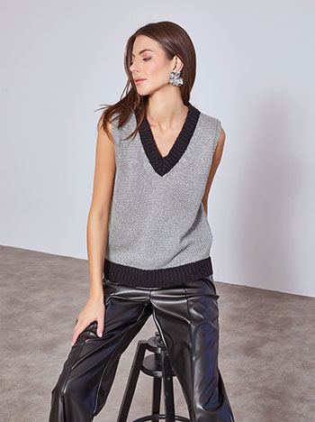 Πουλόβερ αμάνικο πλεκτό μεταλλιζέ σε γκρι