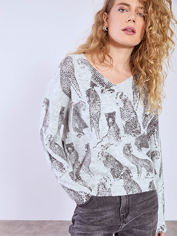 Sweater with tigers in light grey
