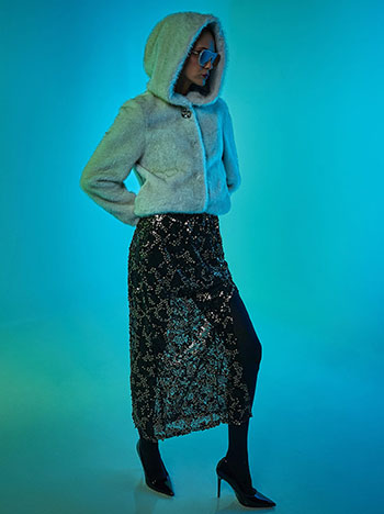 Skirt maxi with sequins in black