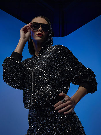 Ζακέτα bomber βελούδινη με παγιέτες σε ασημί