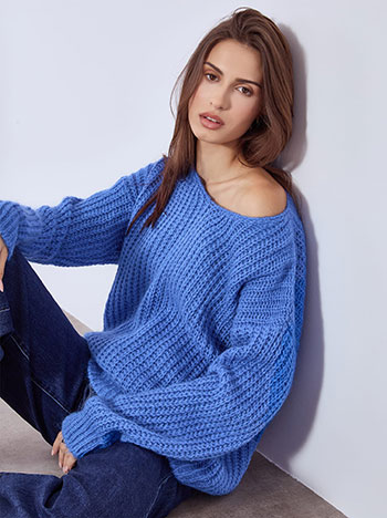Sweater monochrome in blue