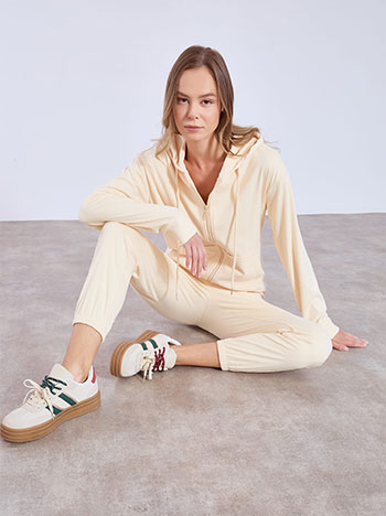 Tracksuit set with soft touch in powder pink