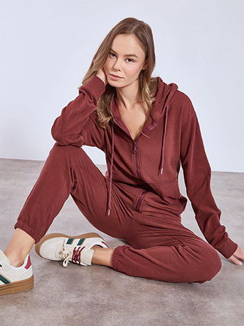 Σετ φόρμας με απαλή υφή σε μπορντό