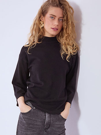 Sweater with three quarter sleeves in black