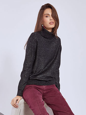 Turtleneck metallic in black