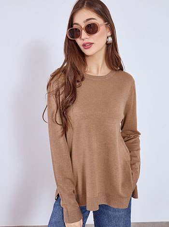 Sweater with metallic details in brown