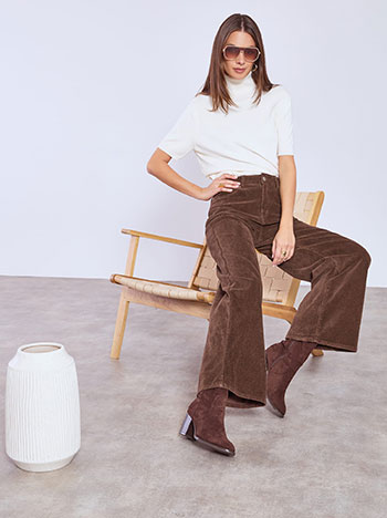 Παντελόνι wide leg κοτλέ σε καφέ