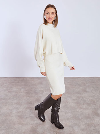 Dress and sweater knitted set in light beige