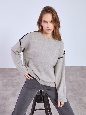 Πουλόβερ με βισκόζη σε καφέ ανοιχτό