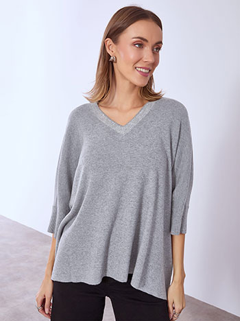 Sweater with strass neckline in grey