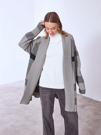 Ζακέτα μακριά με καρό σχέδιο σε γκρι