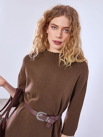 Φόρεμα πλεκτό μίντι μονόχρωμο σε καφέ