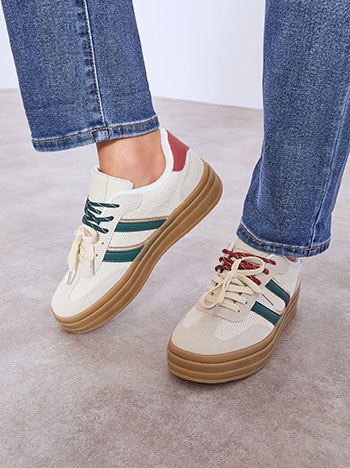 Sneakers with side stripes in wine red