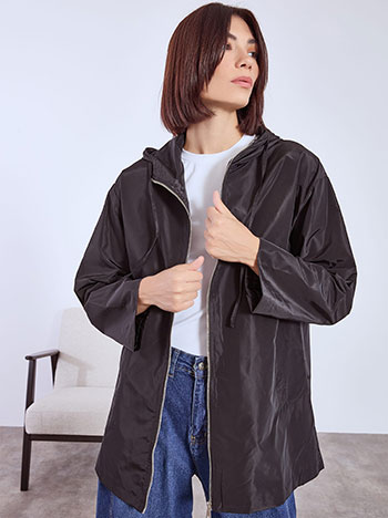 Μπουφάν αντιανεμικό με κουκούλα σε μαύρο