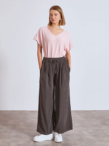 Παντελόνα κοτλέ με πιέτες σε γκρι σκούρο