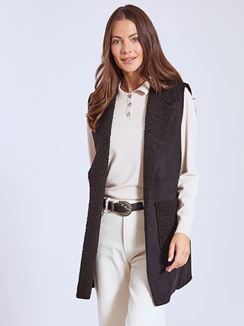 Vest boucle suede like in black