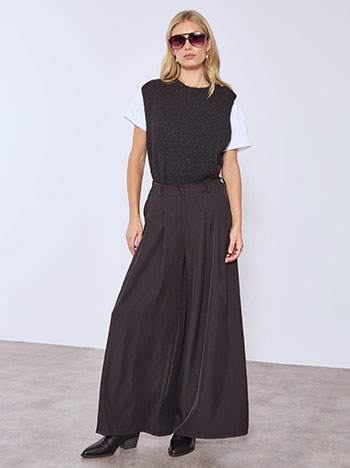 Trousers wide leg with detachable handkerchief in black