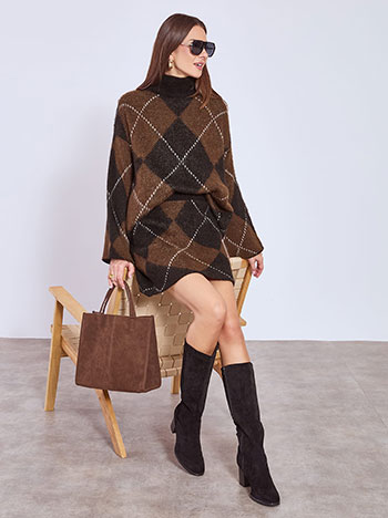 Sweater fluffy with rhombus in brown