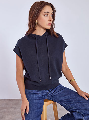 Sweater with hoodie in dark blue