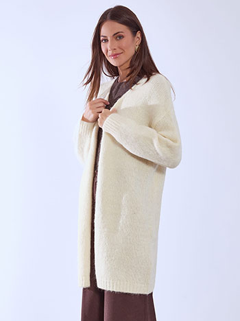 Cardigan fluffy in light beige