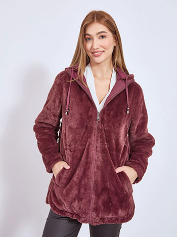 Γούνα διπλής όψης σε μπορντό