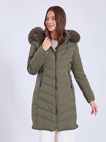 Jacket quilted with fur in khaki