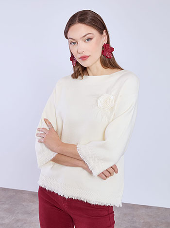 Sweater with detachable pin in off white