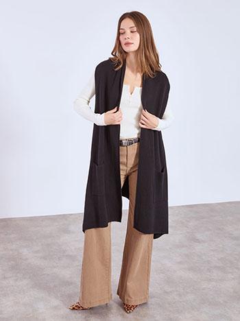 Γιλέκο με τσέπες σε μαύρο