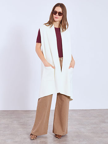 Γιλέκο με τσέπες σε εκρού