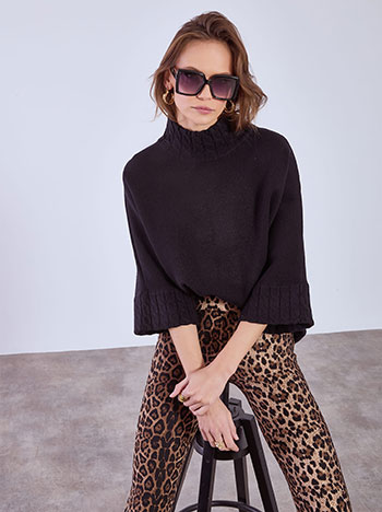 Sweater with textured neckline in black