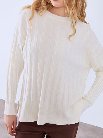 Πουλόβερ ανάγλυφο με παγιέτες σε εκρού