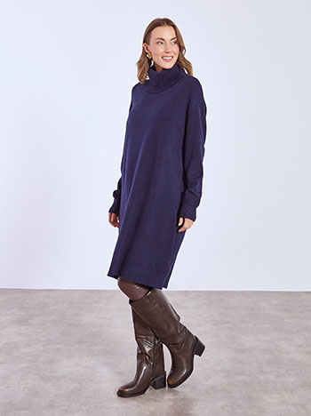 Dress midi knitted with turtleneck in dark blue