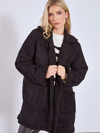 Coat suede like in black