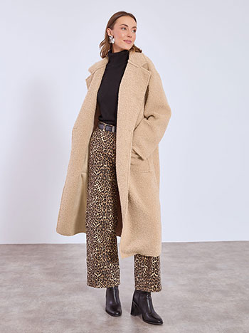 Coat long boucle in dark beige
