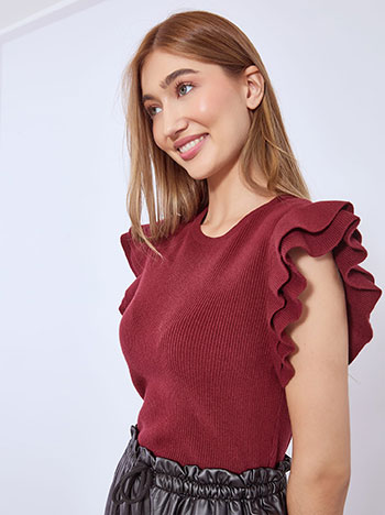 Sweater sleeveless with ruffles in wine red