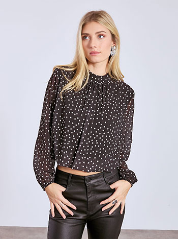 Top polka dot with shirred details in black