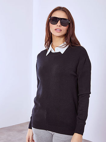 Πουλόβερ με βισκόζη σε μαύρο