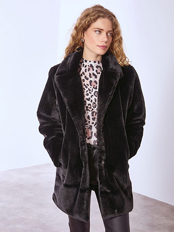 Γούνα μονόχρωμη με γιακά σε μαύρο
